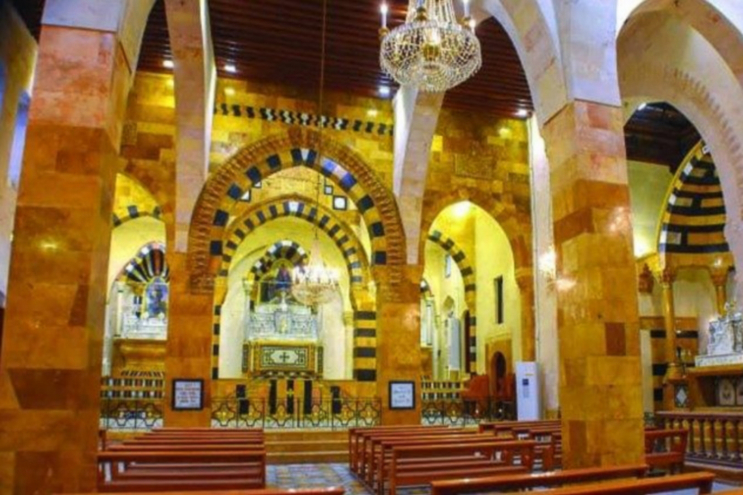 Ismét megnyitotta kapuit az örmény katolikus katedrális Aleppóban