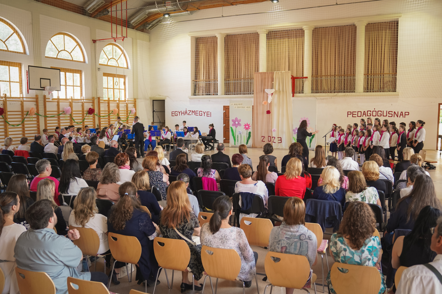 „Kezetekbe van helyezve az ifjúság szíve” – pedagógusnap a Kaposvári Egyházmegyében