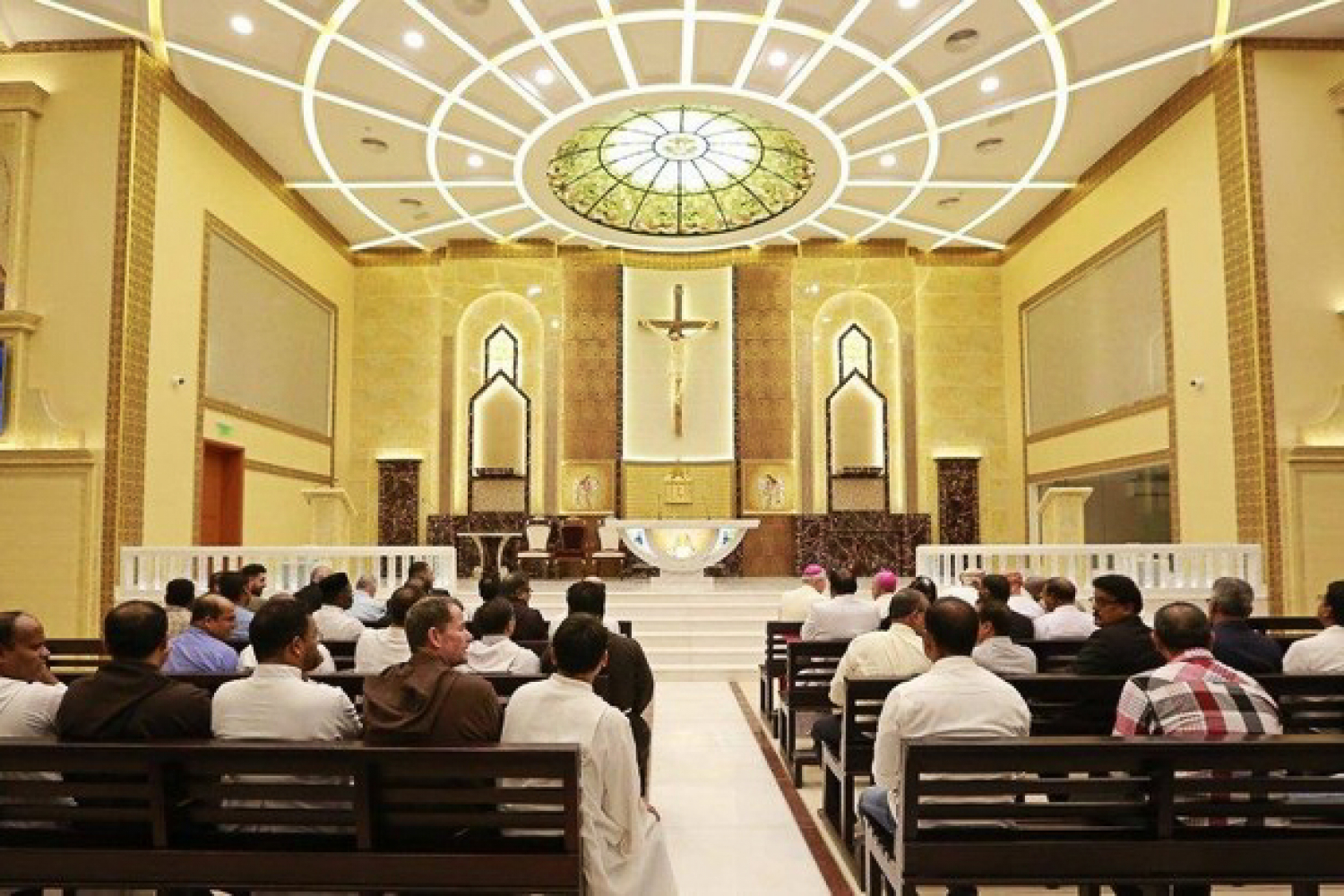 Új katolikus templom Ománban