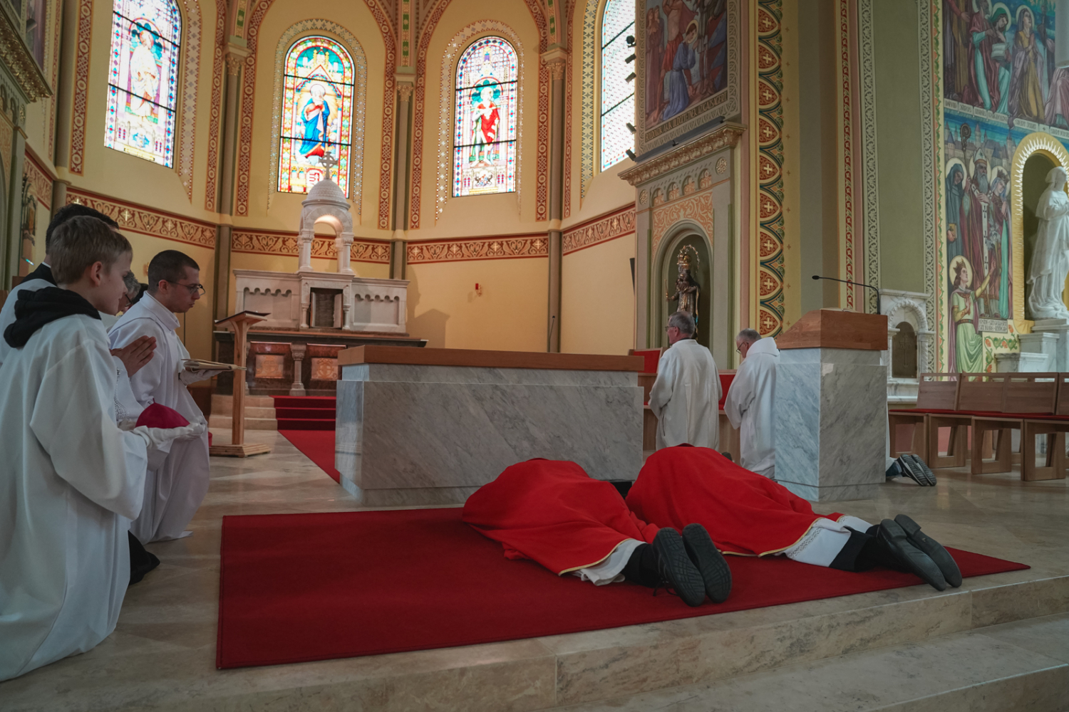 „Mekkora lehetett a csend?” – Nagypénteki liturgia a Székesegyházban