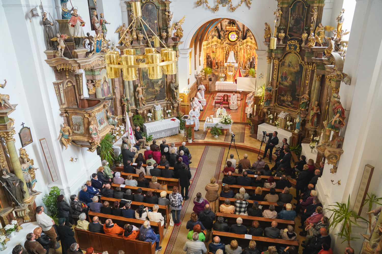 „Tanuljunk imádkozni Máriától!&quot; – Basilica minor rangra emelték az andocsi kegytemplomot