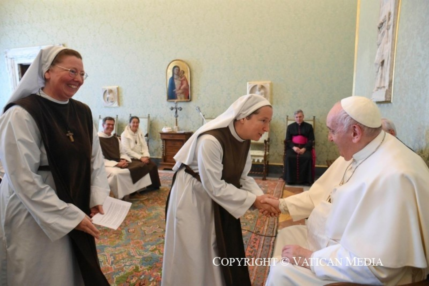 Ferenc pápa a Nyolc Boldogság Közösséghez: Hálát adunk Istennek karizmátokért!